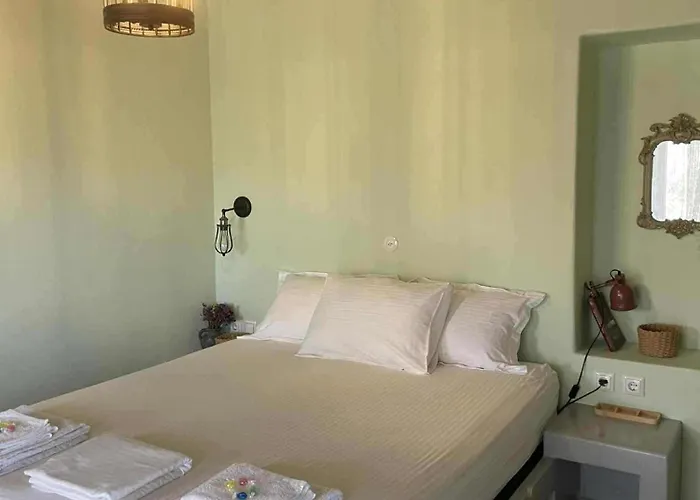 Myrtia , Traditional House 度假居 *