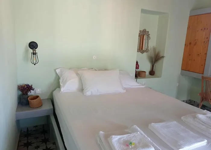 Myrtia , Traditional House 度假居 *