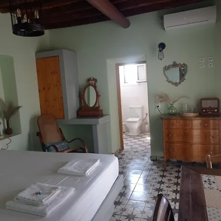 Myrtia , Traditional House *
