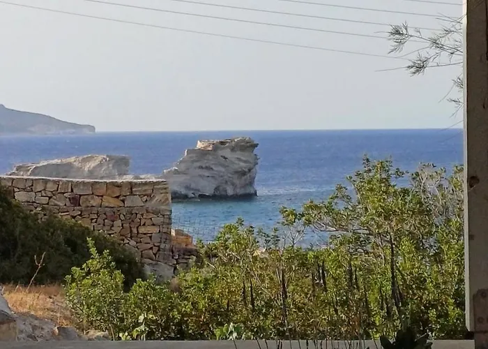 Myrtia , Traditional House Semesterbostad *